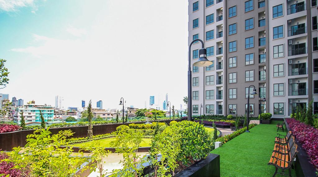 Wooden Suites  Bangkok Exterior foto