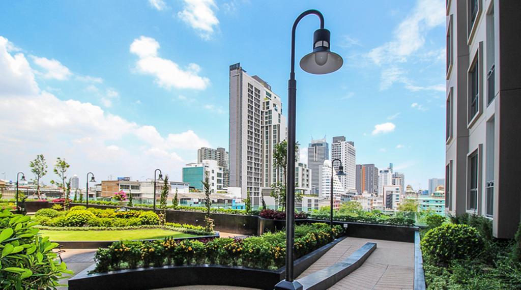 Wooden Suites  Bangkok Exterior foto