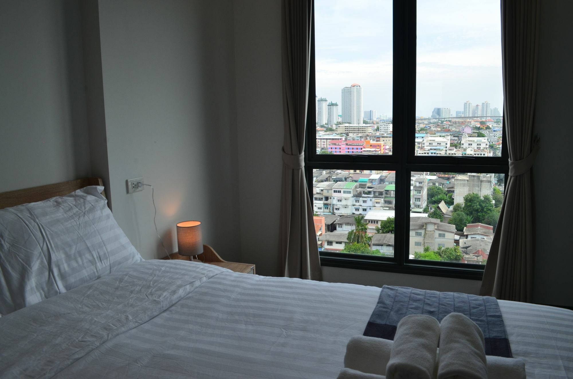 Wooden Suites  Bangkok Exterior foto