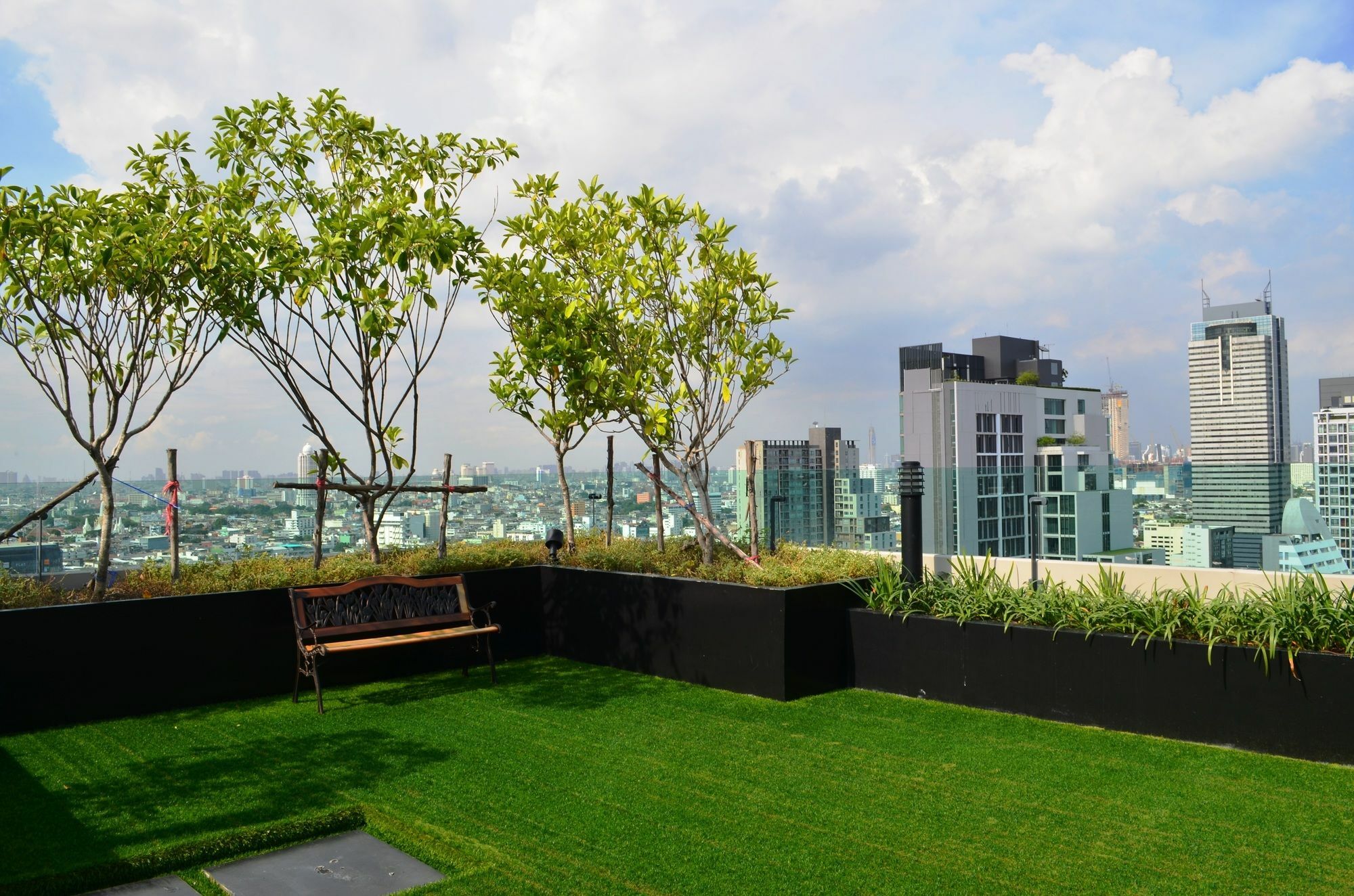 Wooden Suites  Bangkok Exterior foto