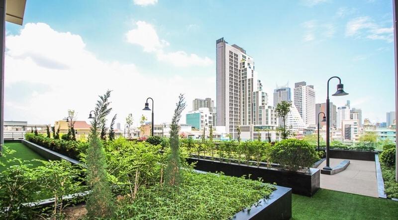 Wooden Suites  Bangkok Exterior foto